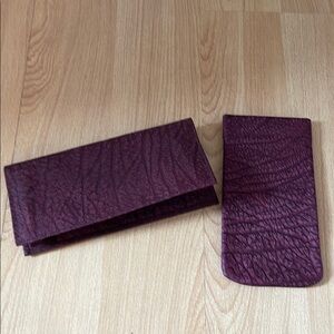 Elegant maroon (burgundy) buffalo leather Wallet and eye glass case (set).